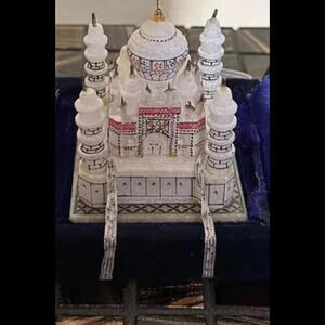 🌼Great Gift!! Blue Velvet Taj Mahal Replica